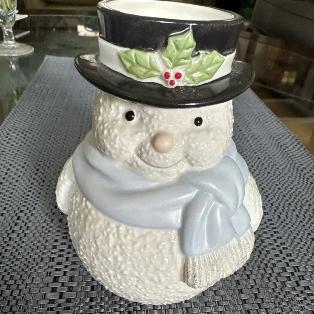 Lenox Snowman Vase Holly Berry Black Top Hat Blue Scarf Gold Accents 6 In